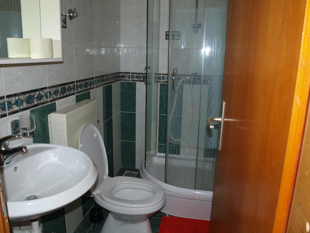 Apartment Duje Макарска Екстериор снимка