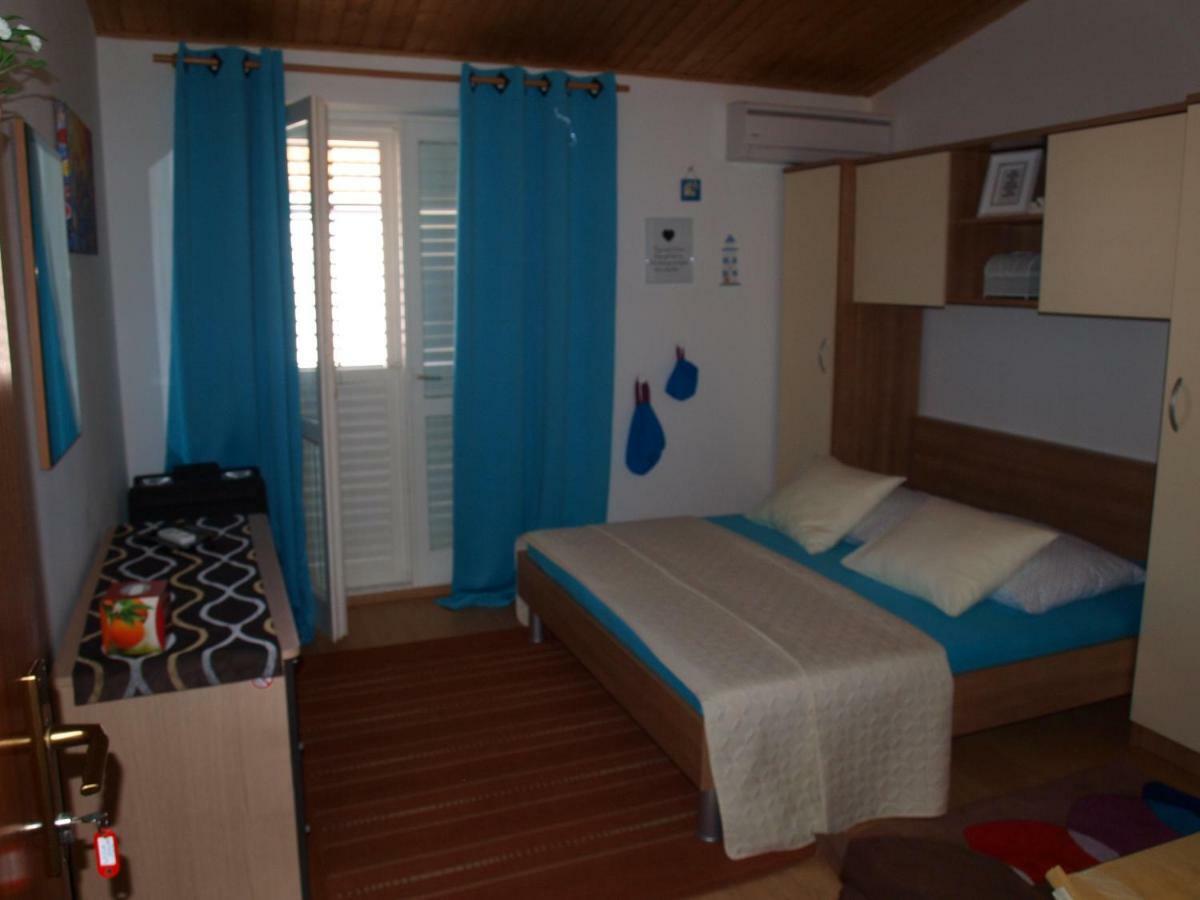 Apartment Duje Макарска Екстериор снимка